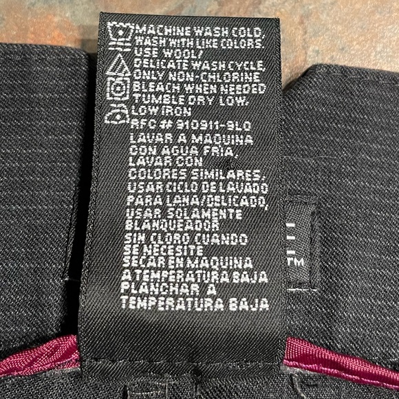 George trousers, black pin striped, mid rise, relaxed fit, sz 14 ave - Picture 6 of 6